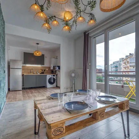 Le Jungle - Rocade - Grand Place * Гренобль