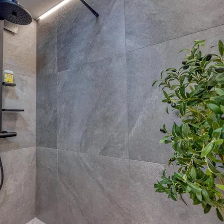 Le Jungle - Rocade - Grand Place Apartment