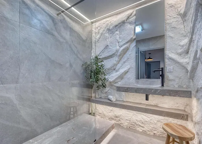 Le Jungle - Rocade - Grand Place * גרנובל